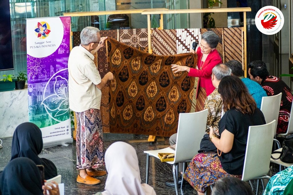 Mengenal-Batik-Ragam-Hias-dan-Filosofinya-Pusaka-Indonesia