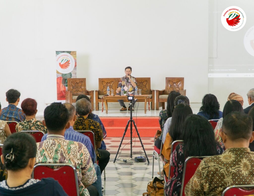 Hening cipta para kader Pusaka Indonesia dalam panduan Ketua Umum Pusaka Indonesia di Jakarta