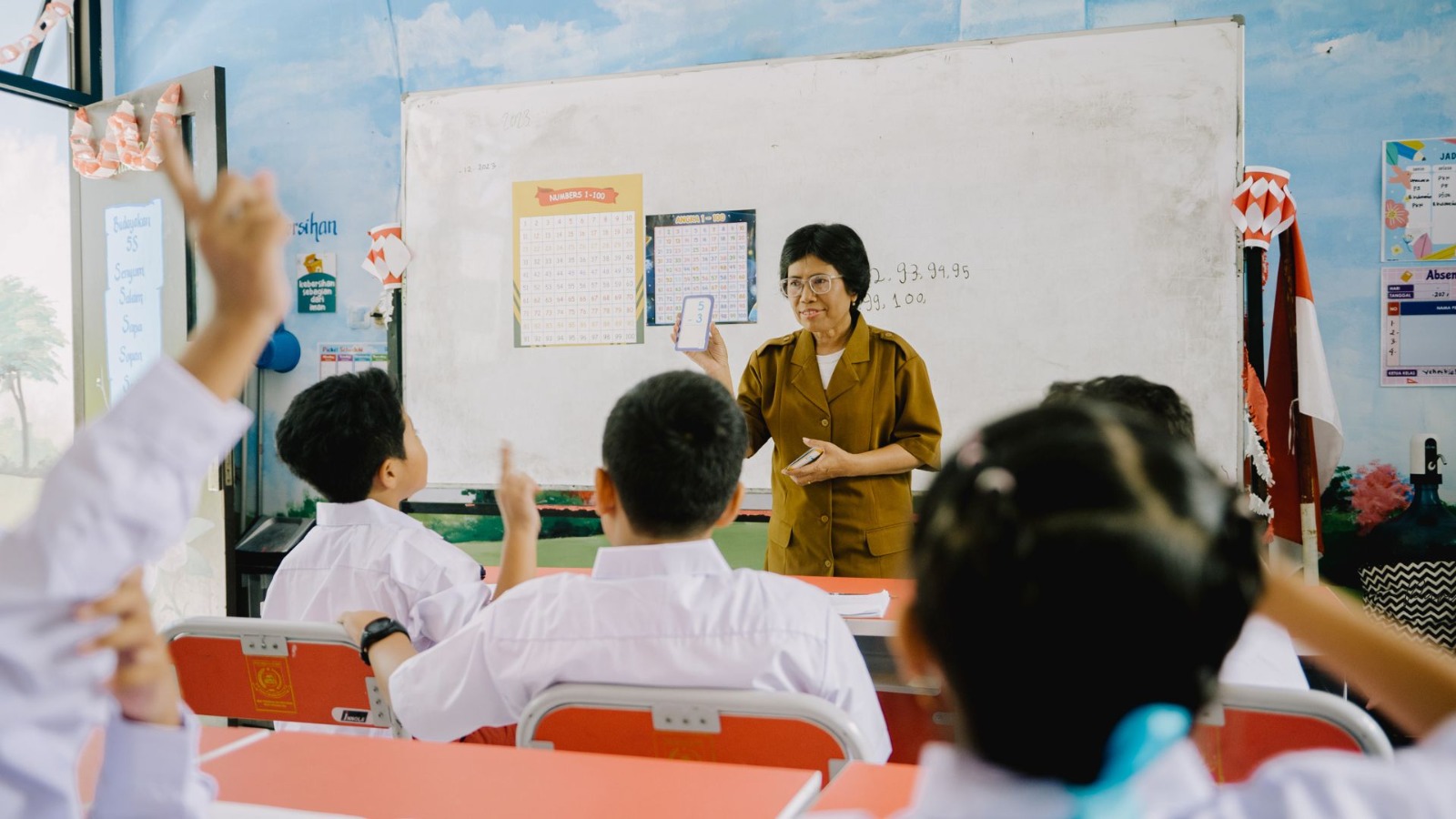 Berjuang dengan Nalar dan Budi Sebuah Teladan dari Era Kebangkitan Nasional