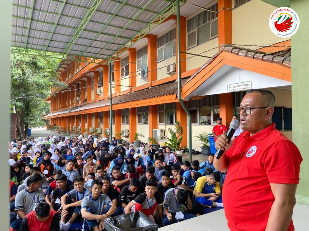 Kader Pusaka Indonesia Melakukan Edukasi Pilah Sampah di SMAN 44 Jakarta
